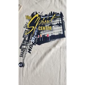 Mens Medium Kansas City Spirit Center Shirt